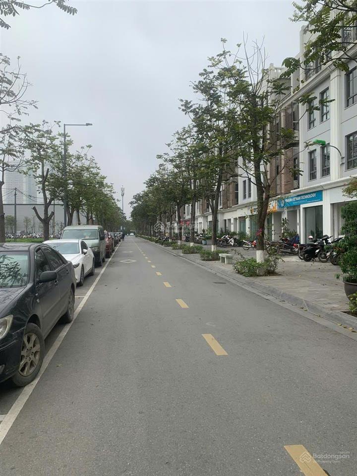 Bán shophouse the manor central park 99m2, 4 tầng, nhìn ra đường nguyễn xiển, gần tòa án hà nội
