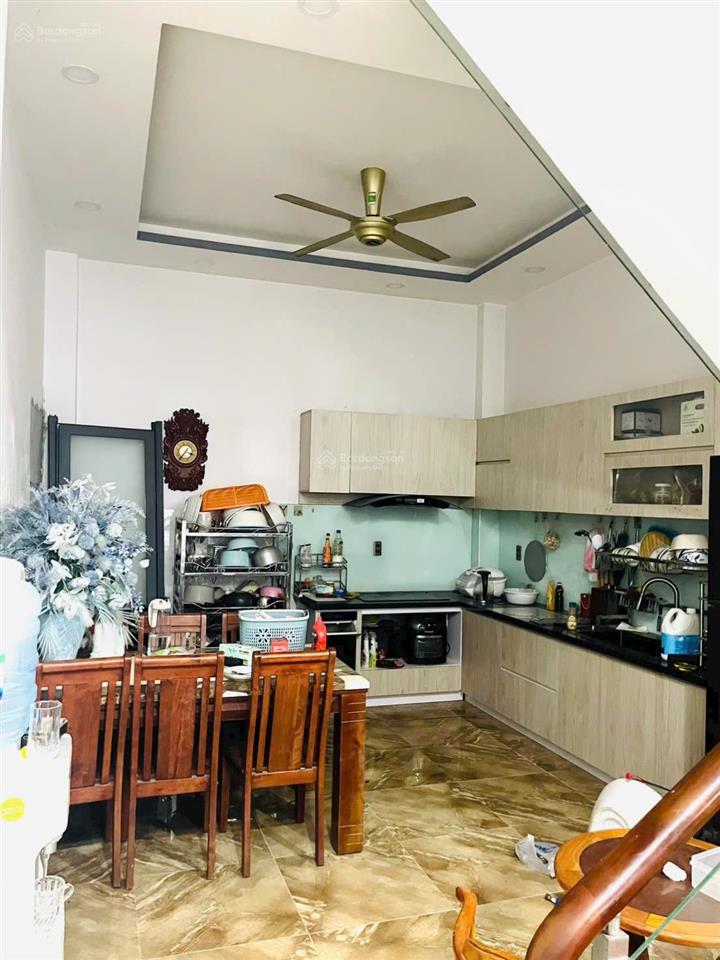 Bán nhà 3 tầnghxh82m2ngang 5m5pnhơn 6ty ngay đình phong phú tăng nhơn phú b