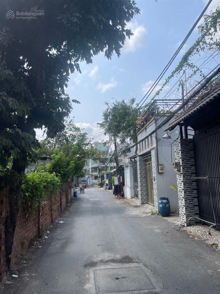 Bán đất tặng nhà c4 nở hậu100m2hxh6,99 tỷ tldương đình hội tăng nhơn phú