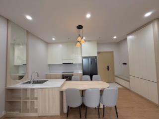 Cho thuê căn hộ 2 pn, 74m2, tầng 26, tại sentosa sky park nội thất cao cấp.