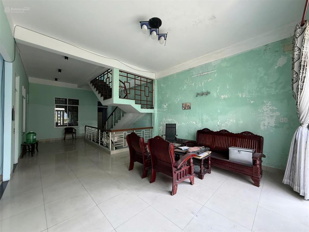 Một sản phẩm nhà phố cực hiếm! gần chợ, gần trường đại học, gần bệnh viện
