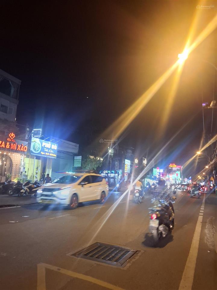 Tòa nhà mặt tiền dương đình hội dòng tiền 40tr/tháng vị trí đắc địa