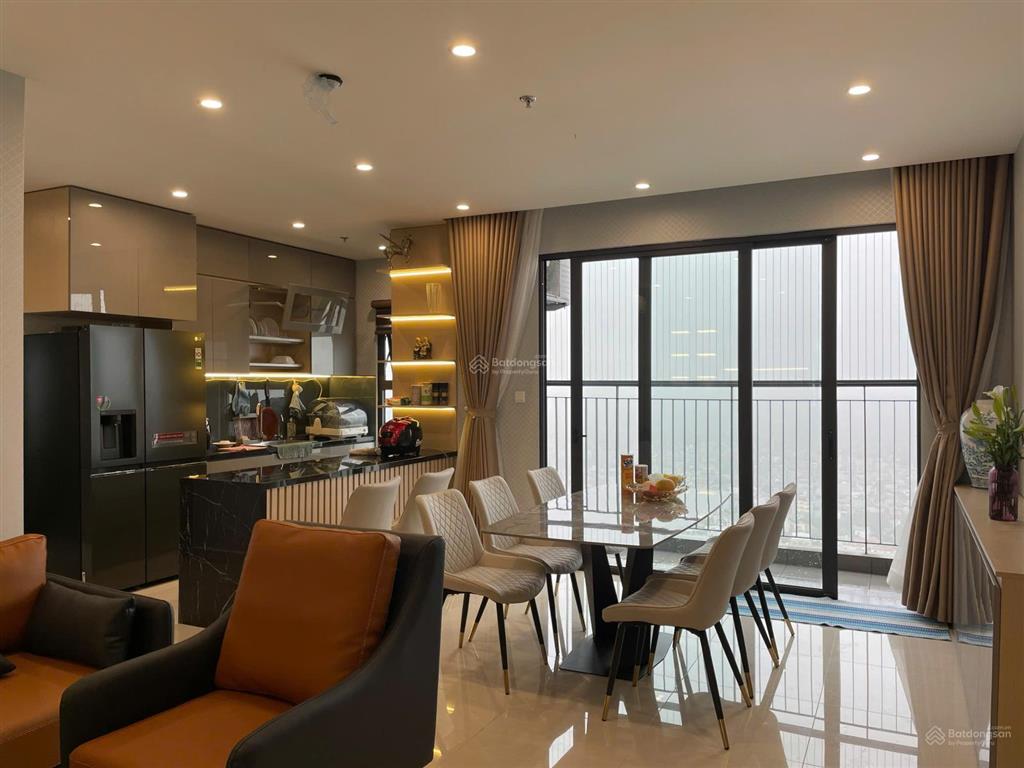 Nhà tôi chính chủ cần bán 3pn2wc 106,7m2nội thất gỗ an cườngview công viên rộng nhất smart city