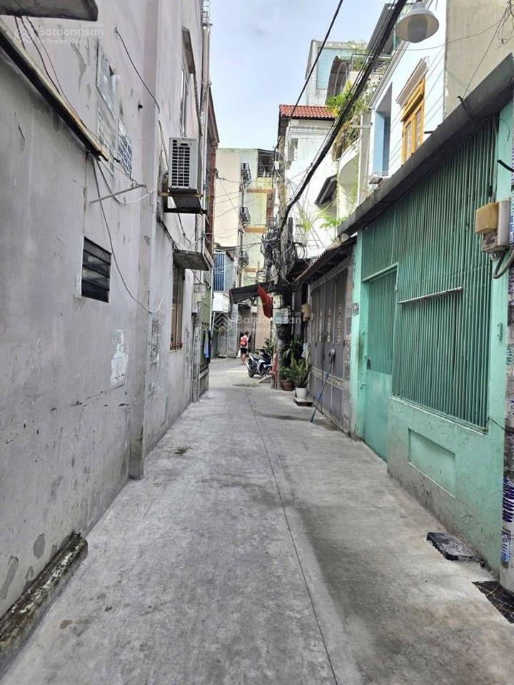 21m ,ngang 4m, 2 tầng 2pn, 2wc, trường chinh  nhà ga t3