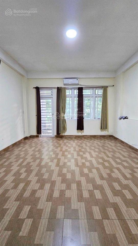 Mặt tiền 100m( 5x100m) 4 tầng, 5pnsát chợ phạm văn bạch đi nhà ga t3 chỉ 10p