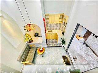 Giá sốc tân bình, nhà 2 lầu, lô góc, 45m2, hẻm thoáng, 10p ra sân bay