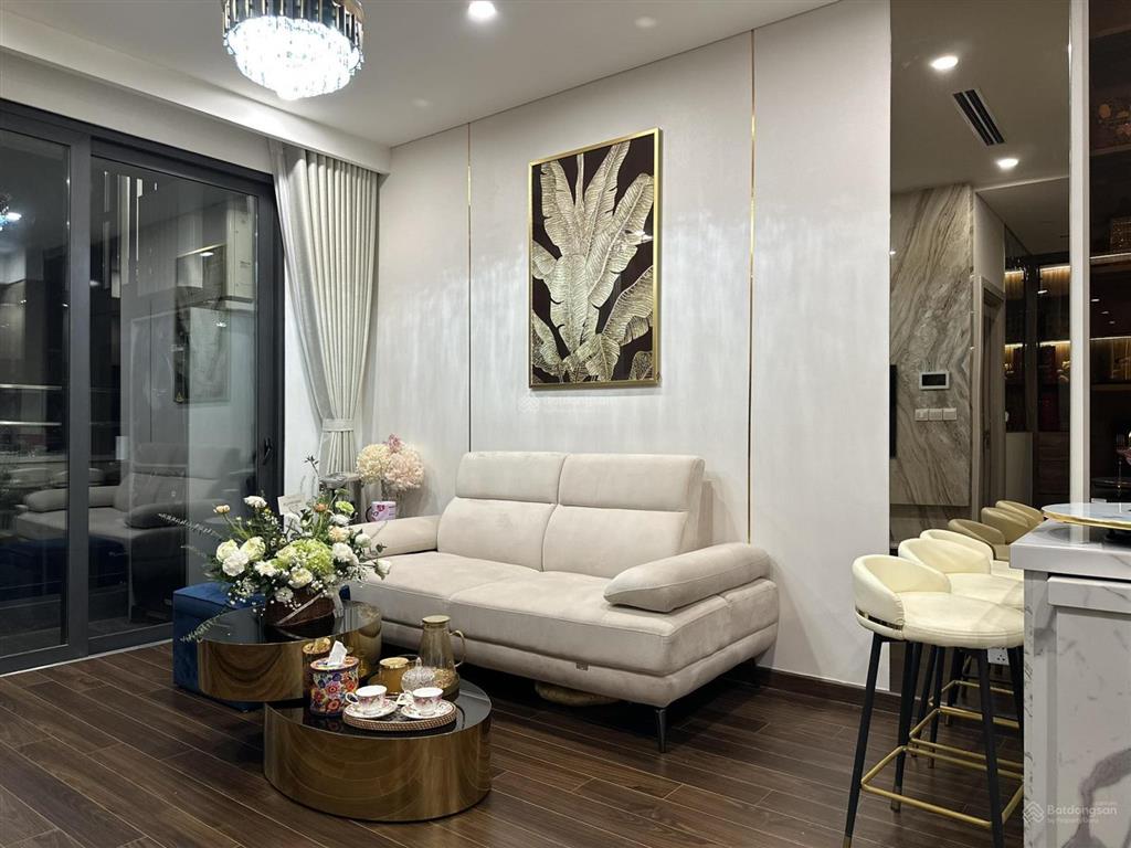 Cắt lỗ 500 triệu căn 2pn, 64m2, giá 3,8 tỷ, view trực diện vinuni và công viên