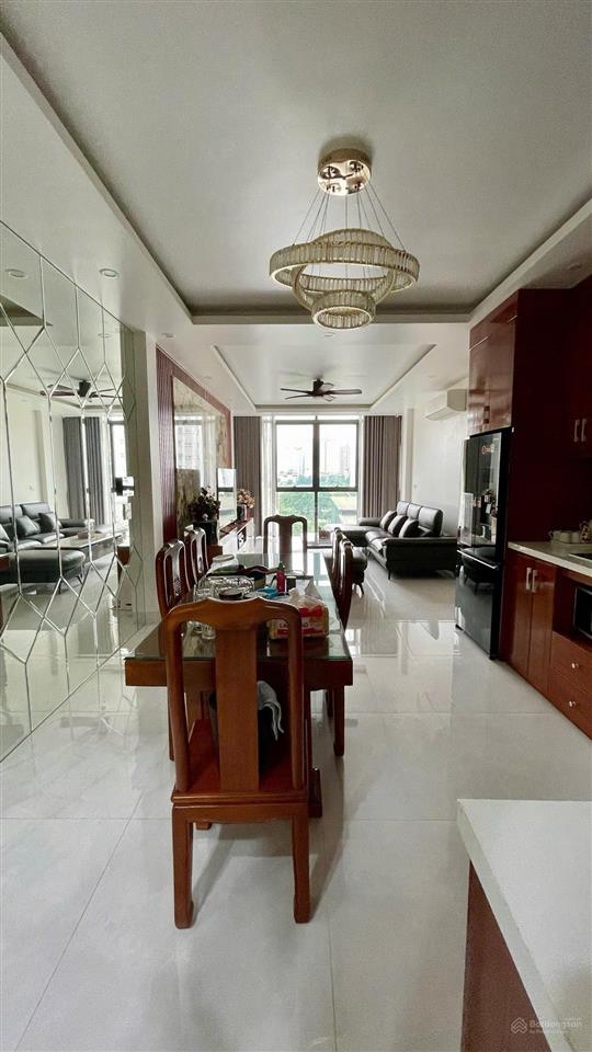 27 tỷ mặt phố hoàng ngân, cầu giấy, 70m2  5 tầng, lô góc, ô tô tránh, kinh doanh vị trí trung tâm