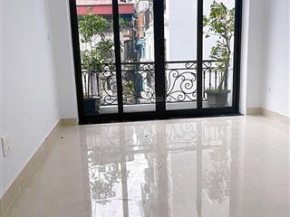 Vip cầu giấy  nhà đẹp , lô góc , full nội thất 48m 4t nhỉnh 11 tỷ