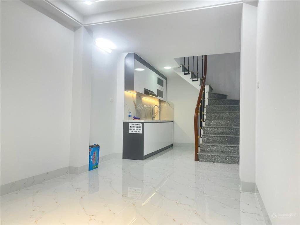 Chỉ hơn 6 tỷ có nhà 5t, phân lô, ôtô đỗ cửa, nhà mới chỉ việc xách va ly về ở