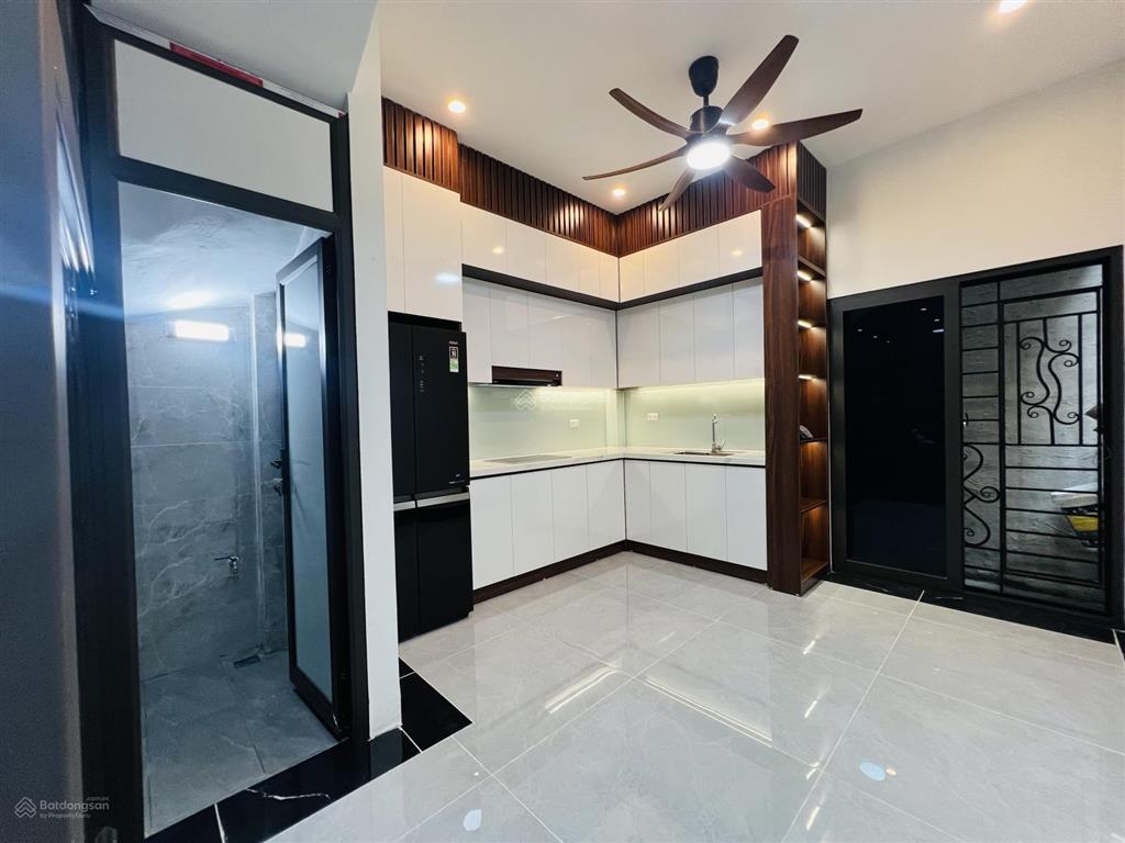 Khương trung thanh xuân , phân lô bộ ca , ôtô tránh đỗ , 30m ra hồ vành đai 2,5 dt 50m 6t