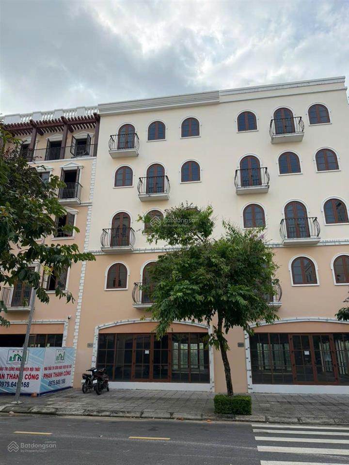 Chính chủ cần bán liền kề 176m2