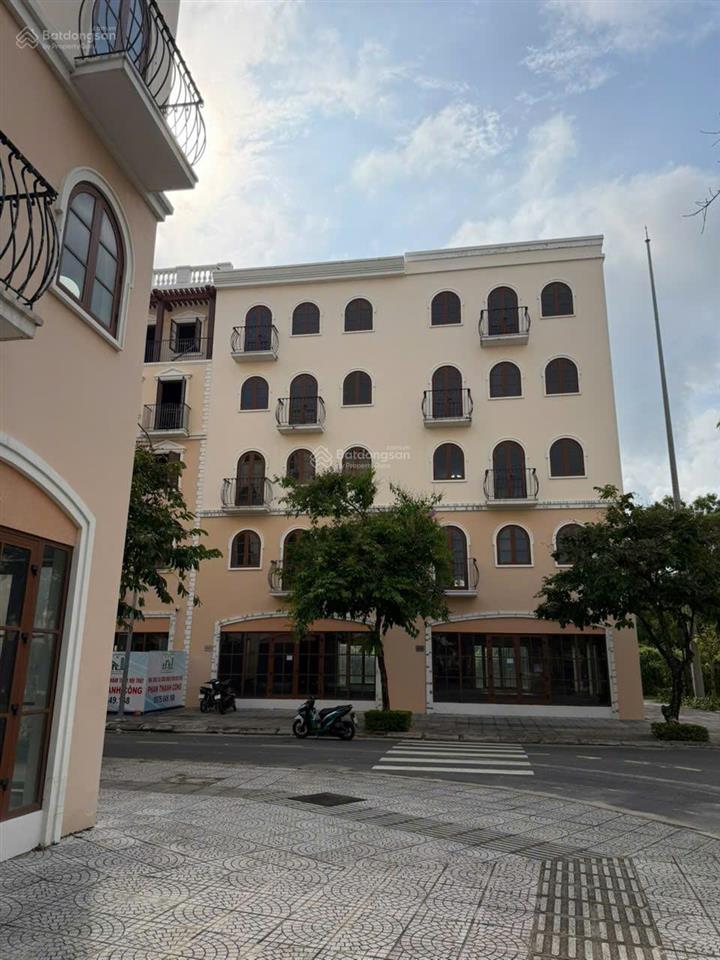 Chính chủ cần bán liền kề 176m2