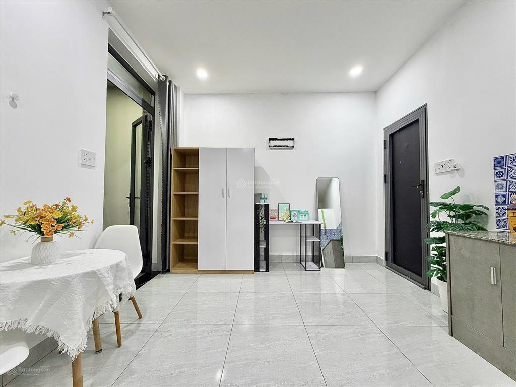 Căn hộ ban công  full nội thất cao cấp  ngay vườn lái  lũy bán bích