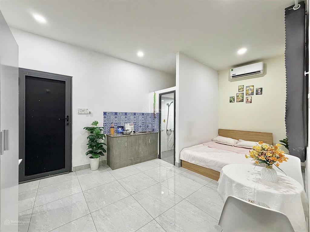 Căn hộ ban công  full nội thất cao cấp  ngay vườn lái  lũy bán bích