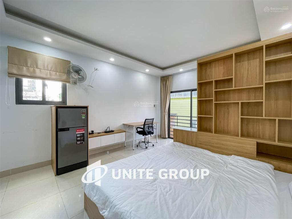 Cho thuê căn hộ quận 1 gần bùi viện, đại học văn lang, đầy đủ nội thất máy giặt, ban công, tách bếp