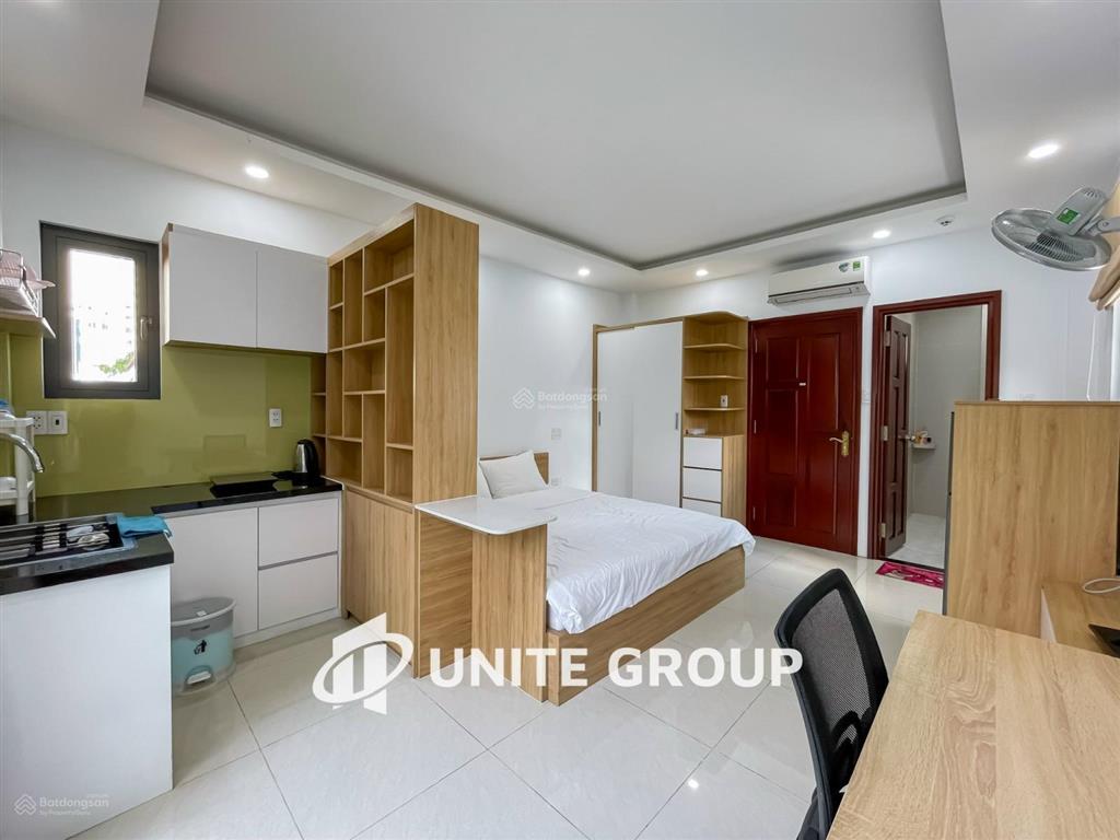 Cho thuê căn hộ quận 1 gần bùi viện, đại học văn lang, đầy đủ nội thất máy giặt, ban công, tách bếp