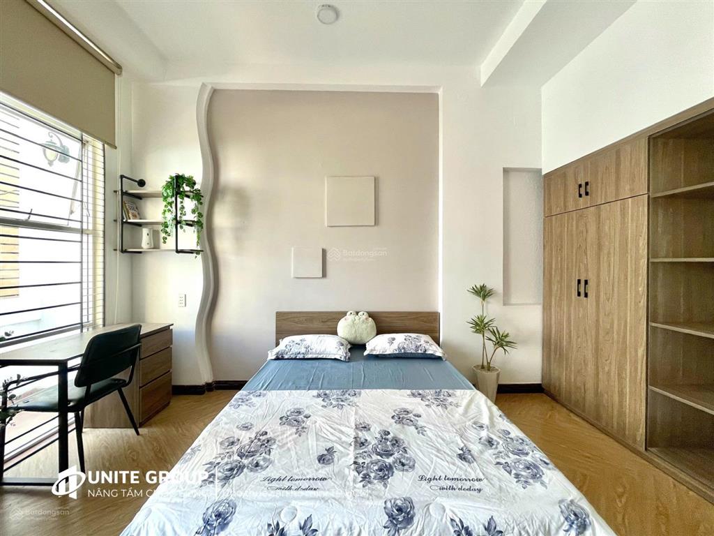 Cho thuê căn hộ quận 1 gần bùi viện, đại học văn lang, đầy đủ nội thất máy giặt, ban công, tách bếp