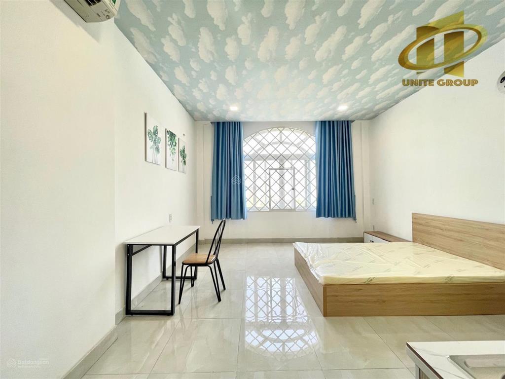 Cho thuê phòng quận 4 gần đh luật, cầu ông lãnh, đầy đủ nội thất, 1 phòng ngủ có thang máy