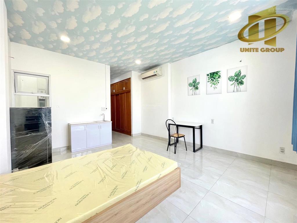 Cho thuê phòng quận 4 gần đh luật, cầu ông lãnh, đầy đủ nội thất, 1 phòng ngủ có thang máy