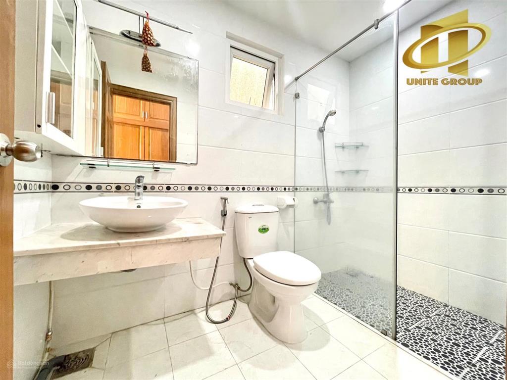 Cho thuê phòng quận 4 gần đh luật, cầu ông lãnh, đầy đủ nội thất, 1 phòng ngủ có thang máy
