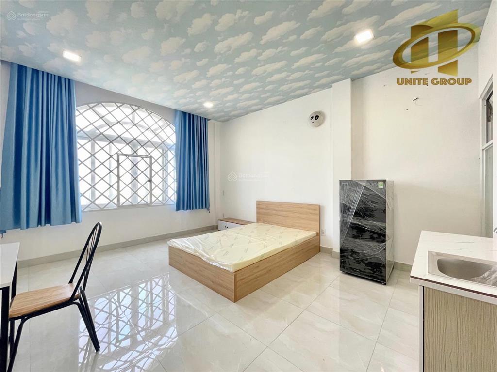 Cho thuê phòng quận 4 gần đh luật, cầu ông lãnh, đầy đủ nội thất, 1 phòng ngủ có thang máy