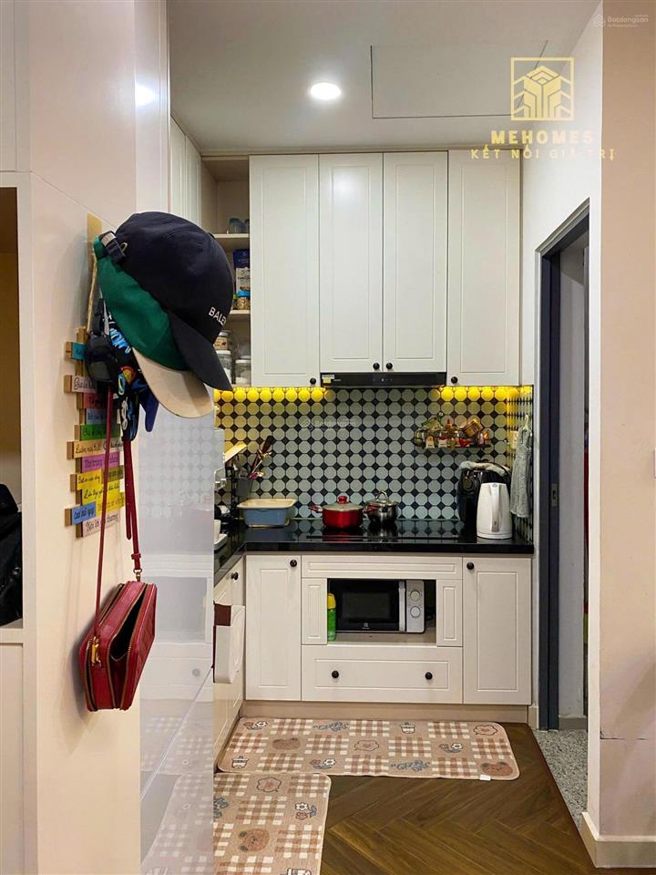 Giá siêu tốt 2pn emerald precinct giá chỉ 4.65 tỷ ( nhận nhà ) full nội thất tinh mắt  view đẹp