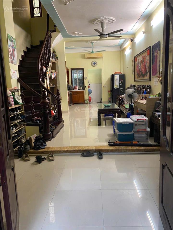 Cho thuê nhà nguyên căn 4 tầng full nội thất khương đình 4pn gần royal city 15tr