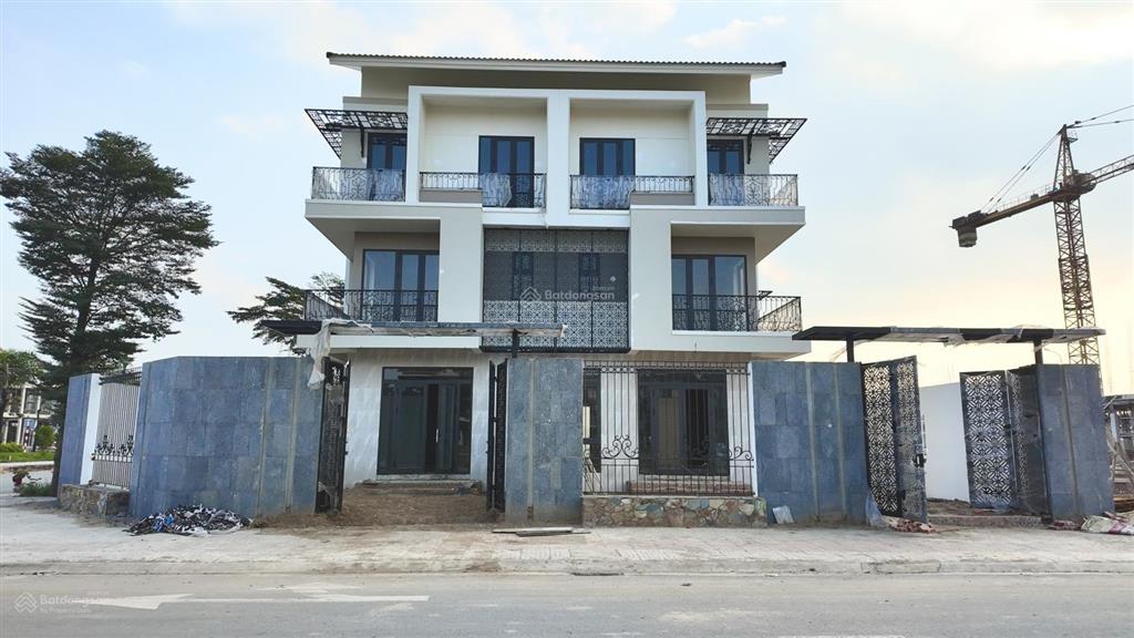 Biệt thự song lập 225m2, sổ lâu dài, vốn vào chỉ 30%, vay 0% trong 24 tháng
