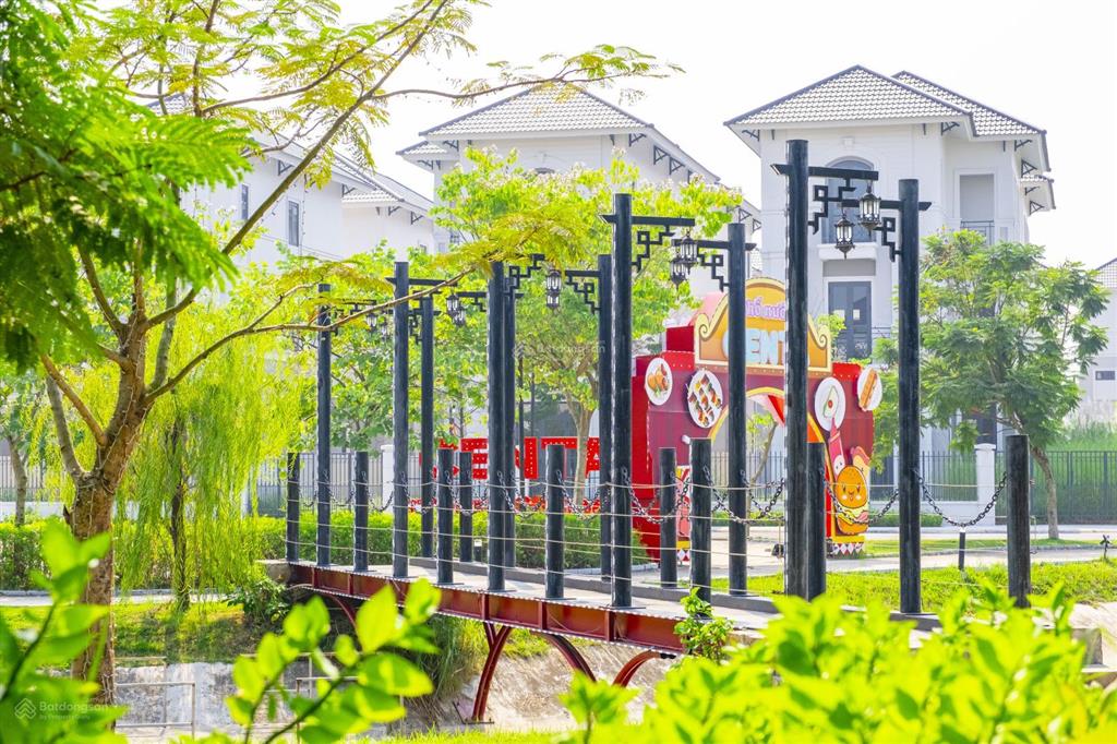 Chuyển nhượng biệt thự đơn lập đẹp tại centa city, sổ sang tên, cam kết không kê chênh giá