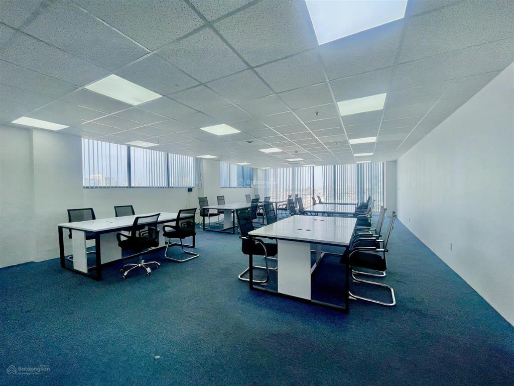 Cho thuê văn phòng trọn gói ung văn khiêm bình thạnh 90m2 full nội thất giá 26tr