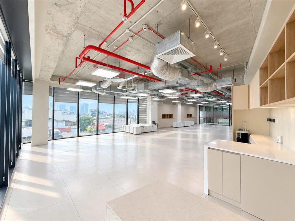 Cho thuê văn phòng the ascend building 181 nguyễn hữu cảnh, bình thạnh 300m2, giá 477.000 vnđ/m2