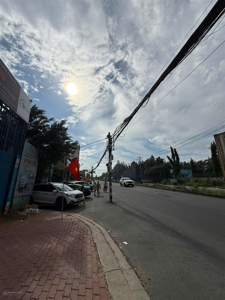 Mặt tiền đường 400, đối diện bv ung bướu 2, 455m², ngang 10m, sổ vuông, giá 78 tỷ thương lượng