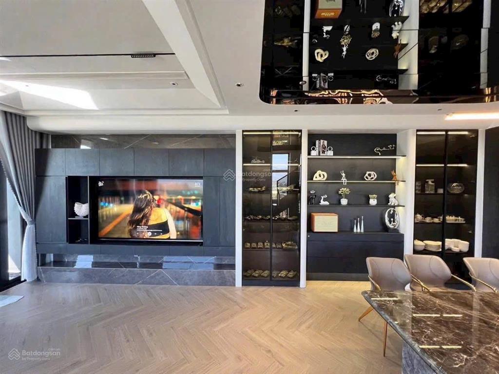 Siêu phẩm villa mini linh đông góc 2 mt, 9.5m ngang lớn, sân vườn thoáng, khu dân cư đẹp