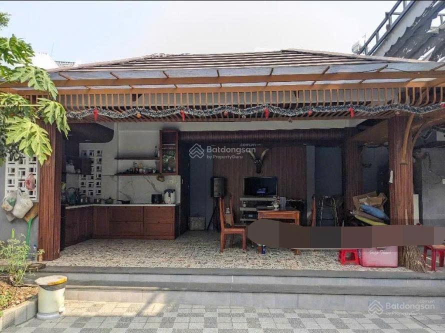 Biệt thự sân vườn đường hoàng hữu nam sau lưng bến xe miền đông mới  650m2 ngang 15m vuông đẹp