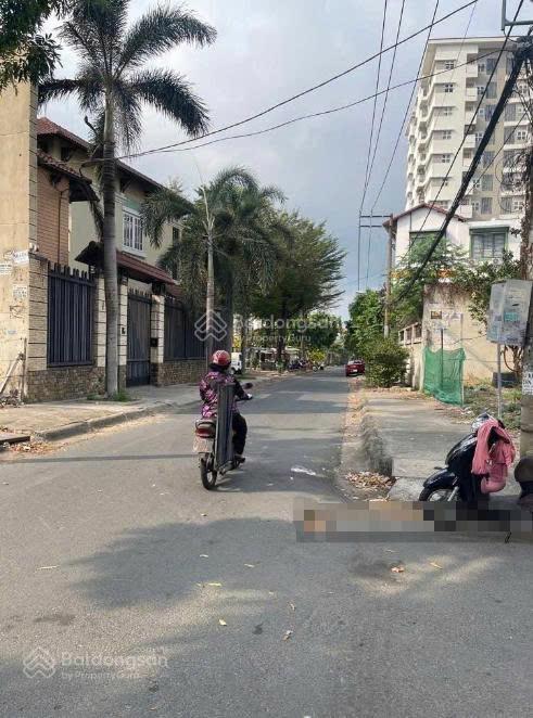 Lô góc 2 mặt tiền cực đẹp ngay khu vip ubnd q9 cũ  314m2 ngang 14x22m vuông vức  giá 30 tỷ tl