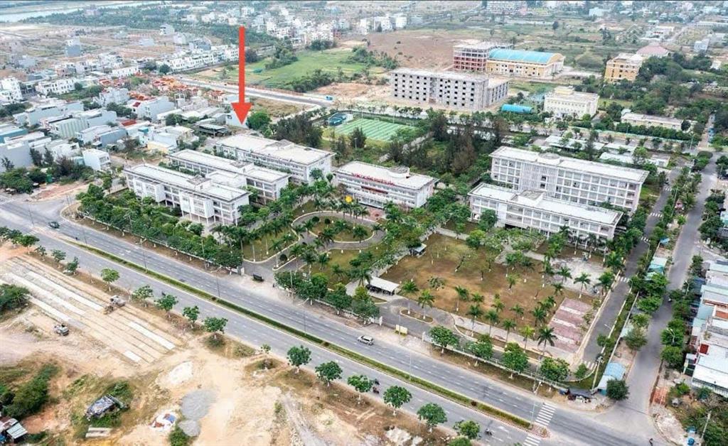 Bán tòa căn hộ 10p, trung tâm làng đại học khu fpt city, gần fpt4, doanh thu 360 triệu/năm
