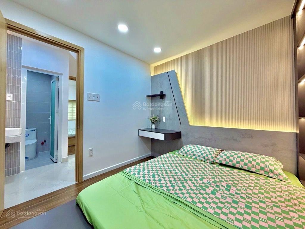 Nhà đẹp đón tết  ngay khu ẩm thực phan xích long  30,6m  3 tầng  sát mặt tiền  3pn  3wc