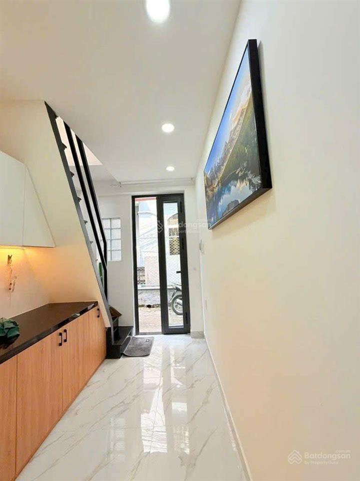 Bán nhà riêng 10m2, 1,86 tỷ view đẹp tại nguyễn thượng hiền, p 5, q.bình thạnh, hcm