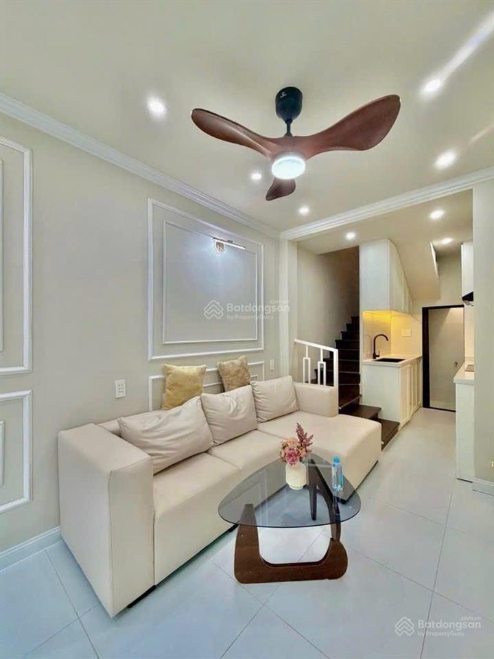 Bán nhà riêng tại đường phbán nhà riêng tại đường phạm văn đồng, 5,45 tỷ, 27m2, đẹp, nhiều tiện ích