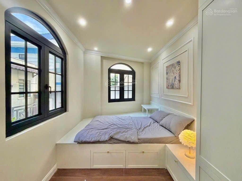 Bán nhà riêng tại đường phbán nhà riêng tại đường phạm văn đồng, 5,45 tỷ, 27m2, đẹp, nhiều tiện ích