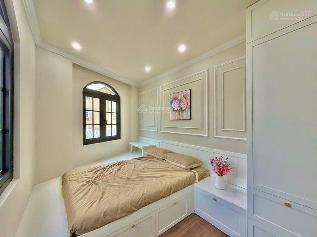 Bán nhà riêng tại đường phbán nhà riêng tại đường phạm văn đồng, 5,45 tỷ, 27m2, đẹp, nhiều tiện ích