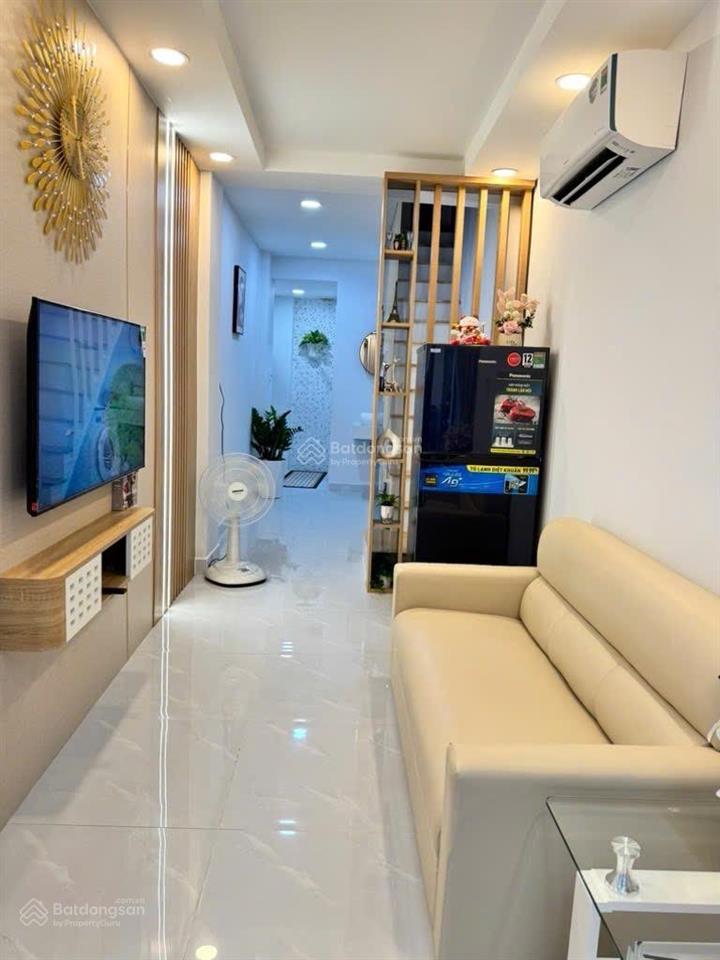 Hiếm  phú nhuận  hẻm xe hơi  full nội thất  30m2  2 tầng  nhà mới vào ở ngay  chỉ 4.2 tỷ