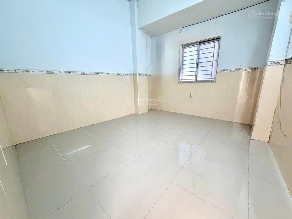 Bán nhà khu nguyễn kiệm  27m2  2 tầng  chỉ 3,25 tỷ
