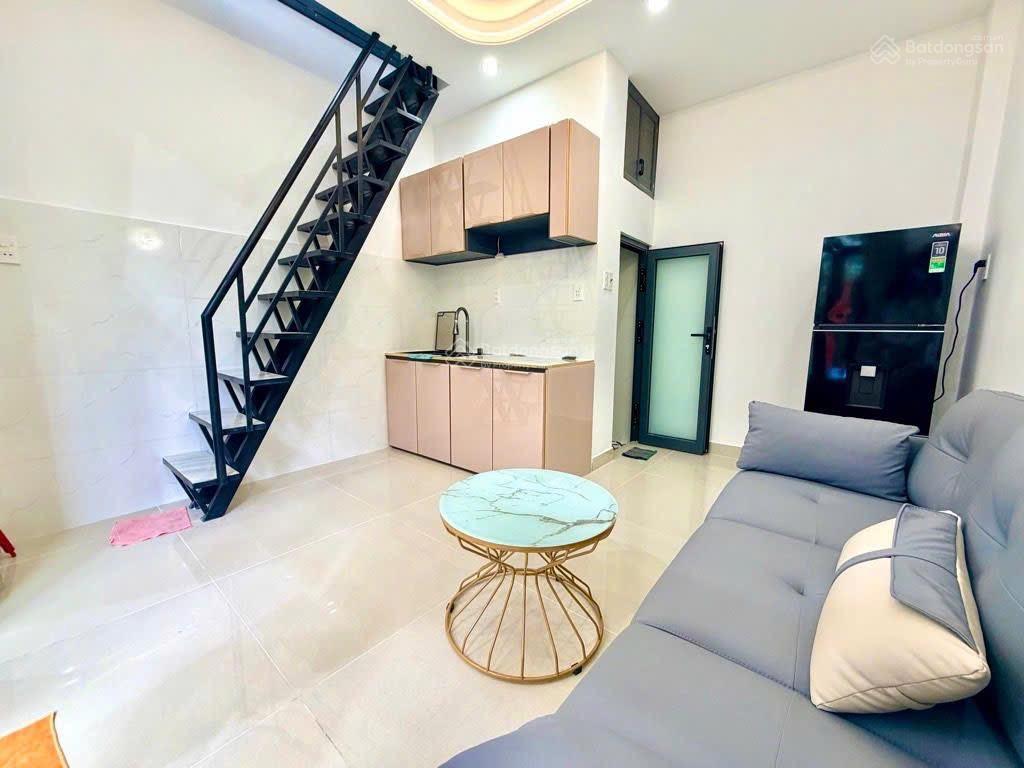 Bình thạnh  2 tầng đúc  nhà mới vô ở ngay, sát chợ bà chiểu, gần quận 1  chỉ 3,2 tỷ