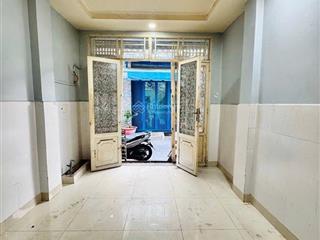Hàng xóm q1  hxh đỗ cửa  2 tầng  vừa ở vừa kinh doanh tốt  chỉ 6,55 tỷ