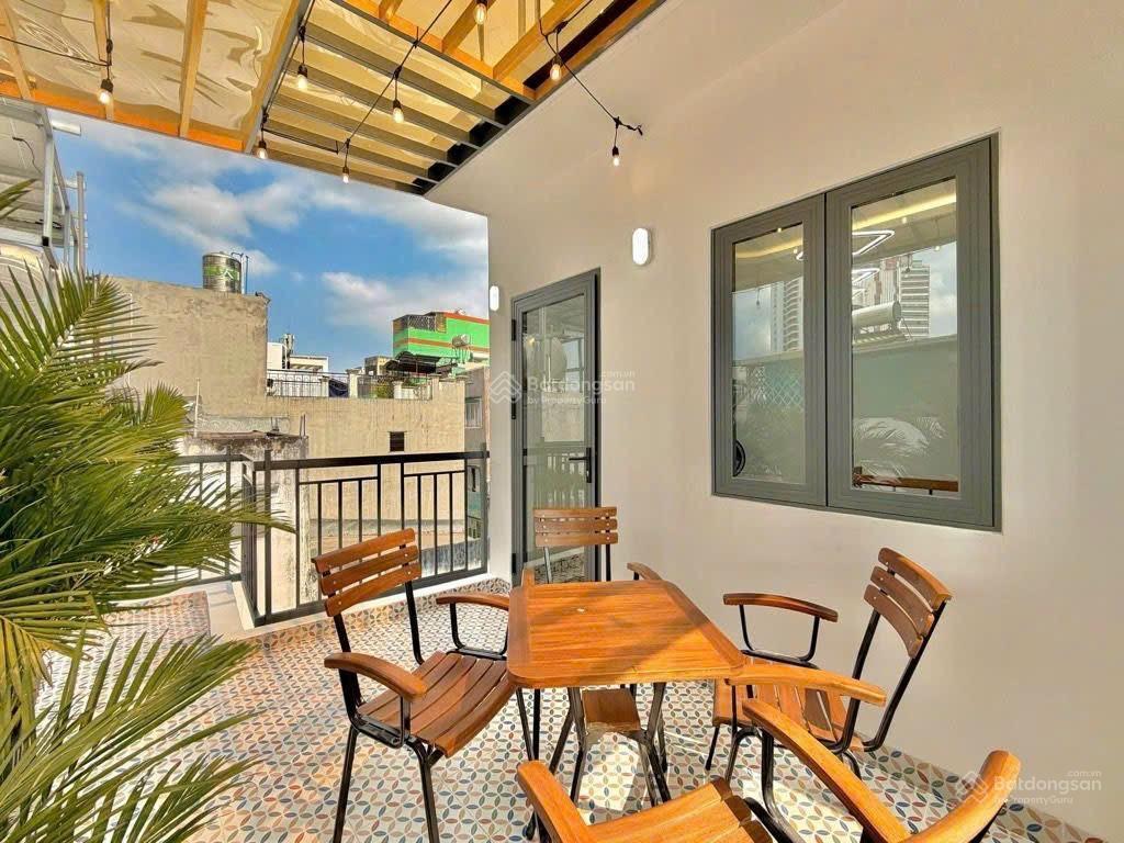 Nhà đẹp bình thạnh gần ngã tư hàng xanh  35m2  2 tầng  chỉ 5,65 tỷ