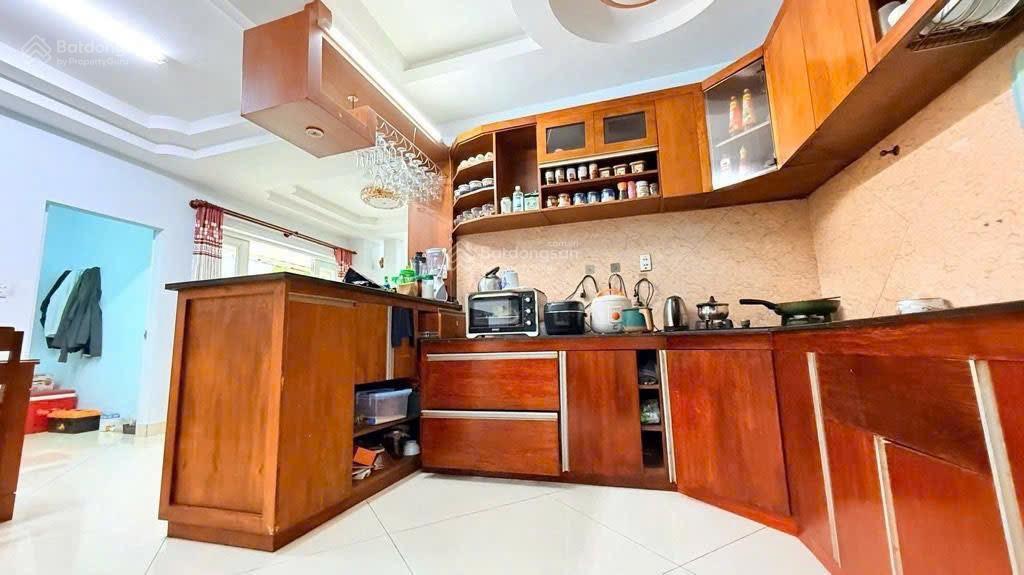  biệt thự 3 tầng  hẻm xe hơi  đường số 38, thủ đức  170m2  chỉ 15,9 tỷ