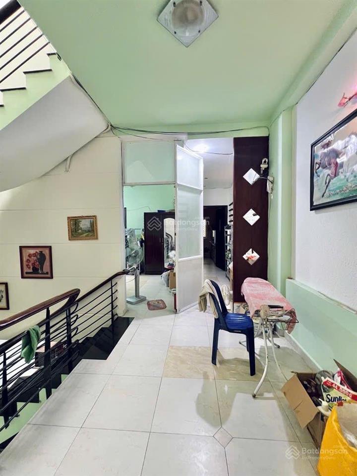 Bán nhà riêng tại đinh bộ lĩnh, 15,5 tỷ, 131m2, 4pn, 4wc, 3 tầng