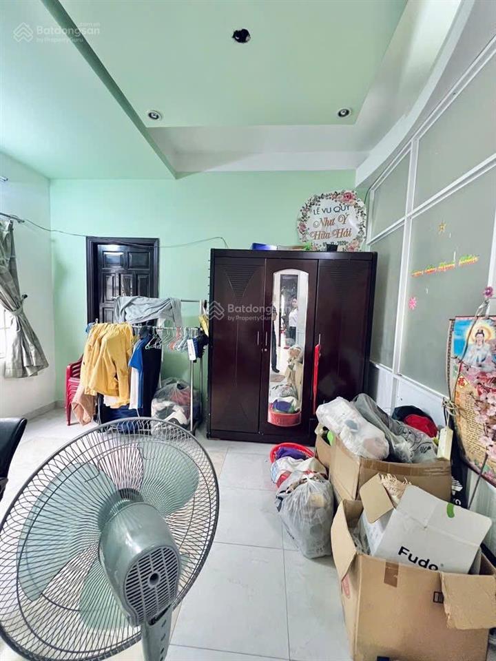 Bán nhà riêng tại đinh bộ lĩnh, 15,5 tỷ, 131m2, 4pn, 4wc, 3 tầng